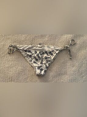 Billabong White Bikini Bottom with Fish Bones Print Size L